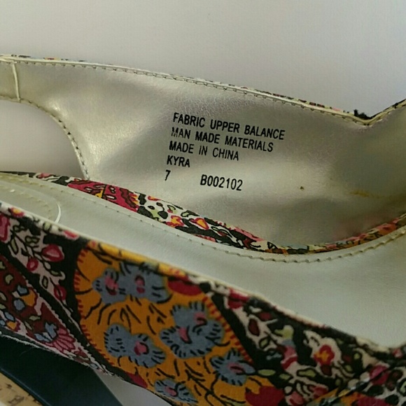 Cute floral bow sandals - Picture 3 of 5